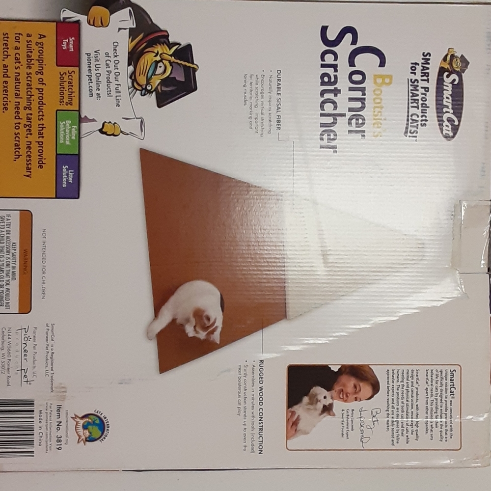 Pioneer Pet Bootsie's Corner Scratcher (New) - Picture 5 of 8